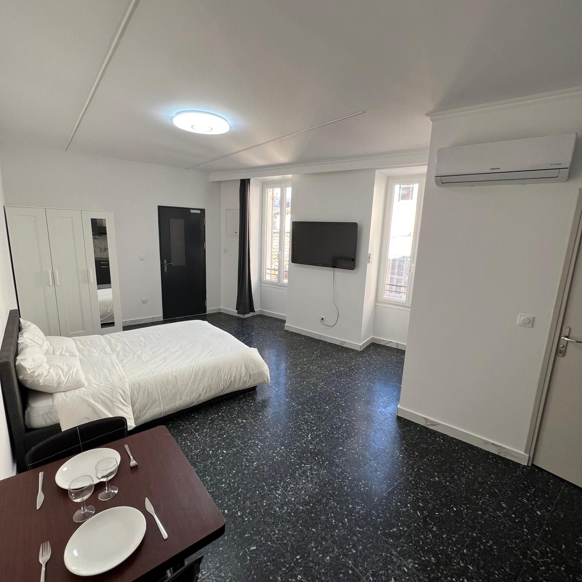 Suite St Charles, Canebiere, Vieux-Port Марсель Экстерьер фото